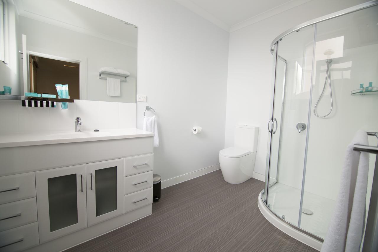 Beach Hotel Burnie Bagian luar foto