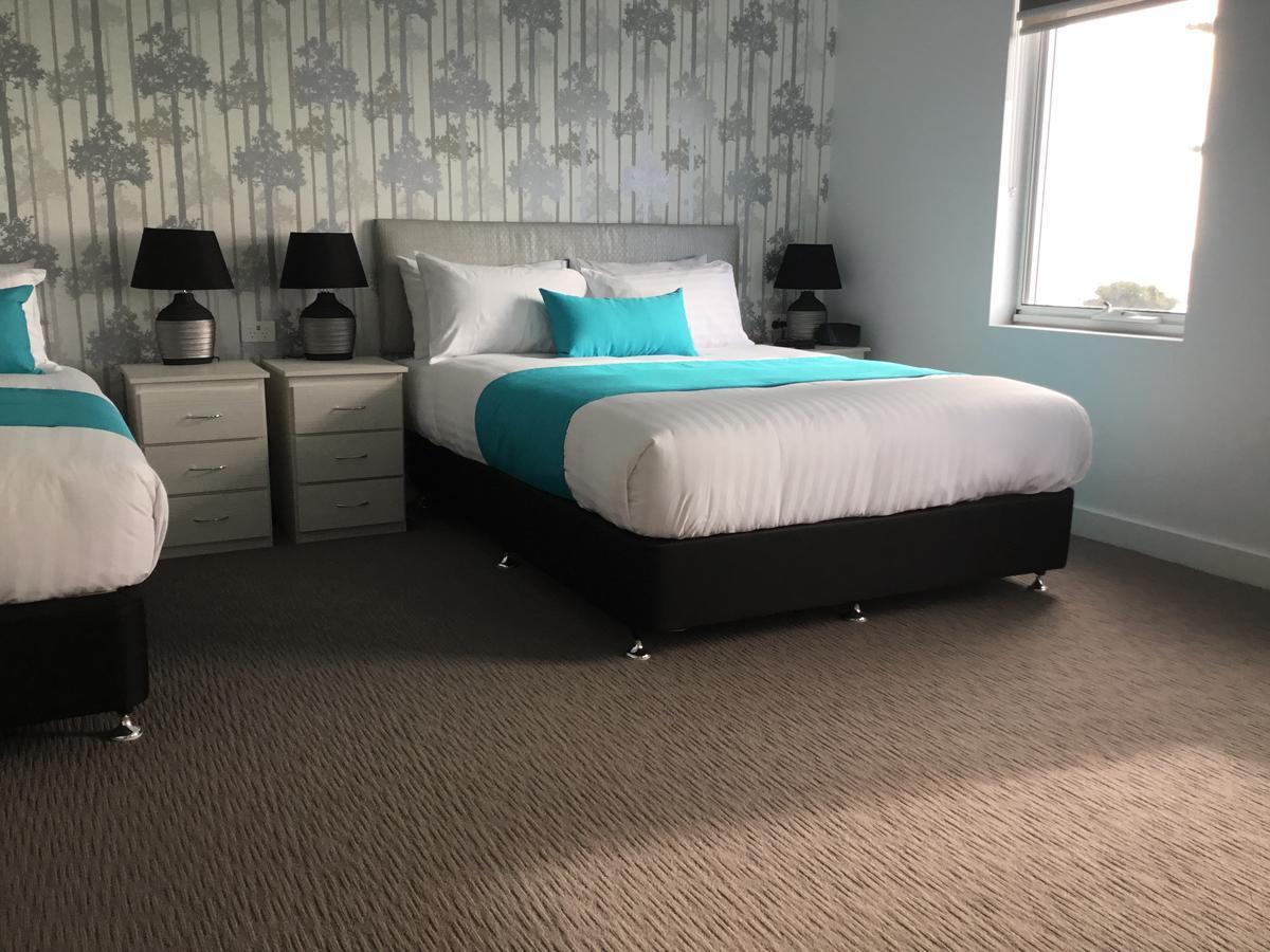 Beach Hotel Burnie Bagian luar foto