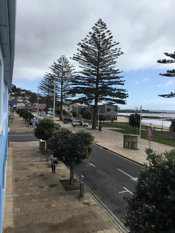 Beach Hotel Burnie Bagian luar foto