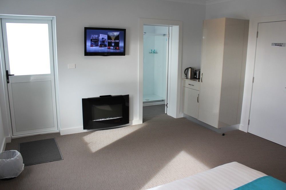 Beach Hotel Burnie Bagian luar foto