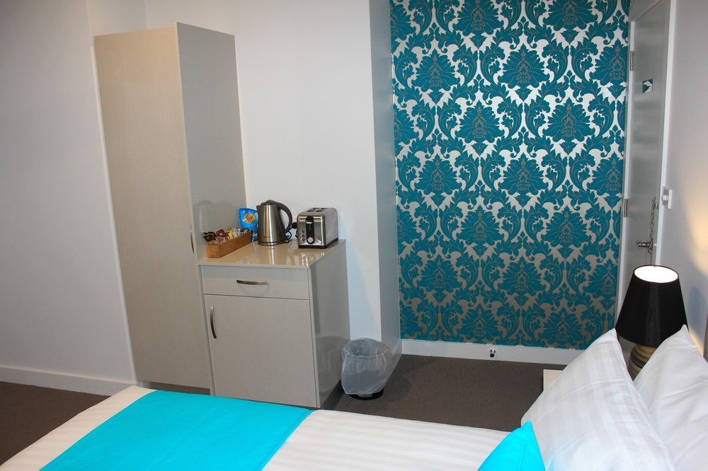 Beach Hotel Burnie Bagian luar foto